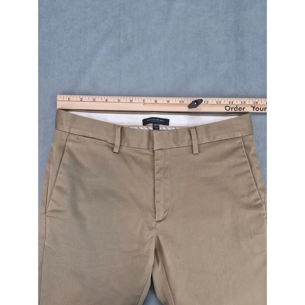 Banana Republic Fulton Rapid Movement Chino Pants Mens Khaki 30x32
